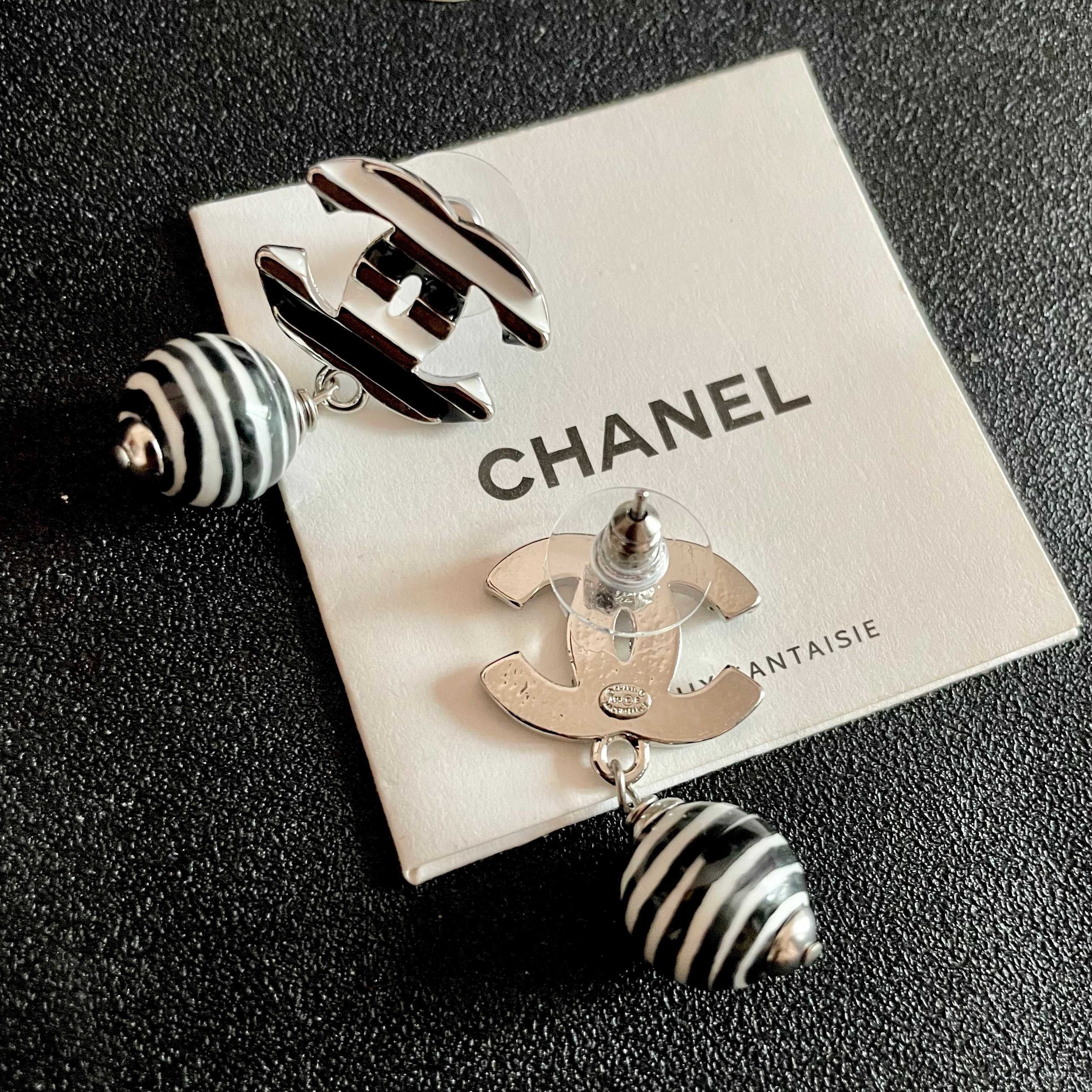 Vintage Authentic Gold-Tone Turn-Lock Earrings