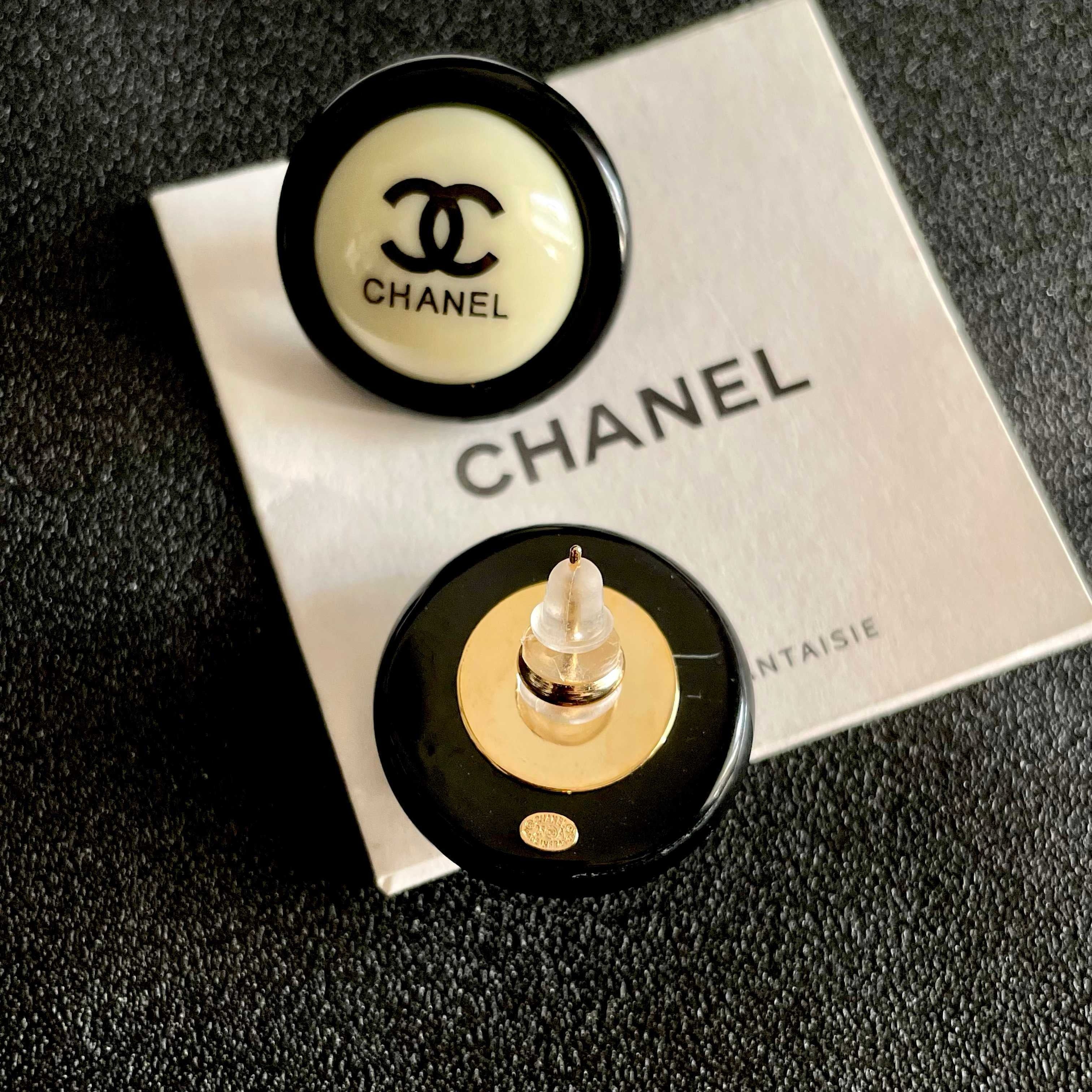 Vintage Authentic Gold-Tone Turn-Lock Earrings