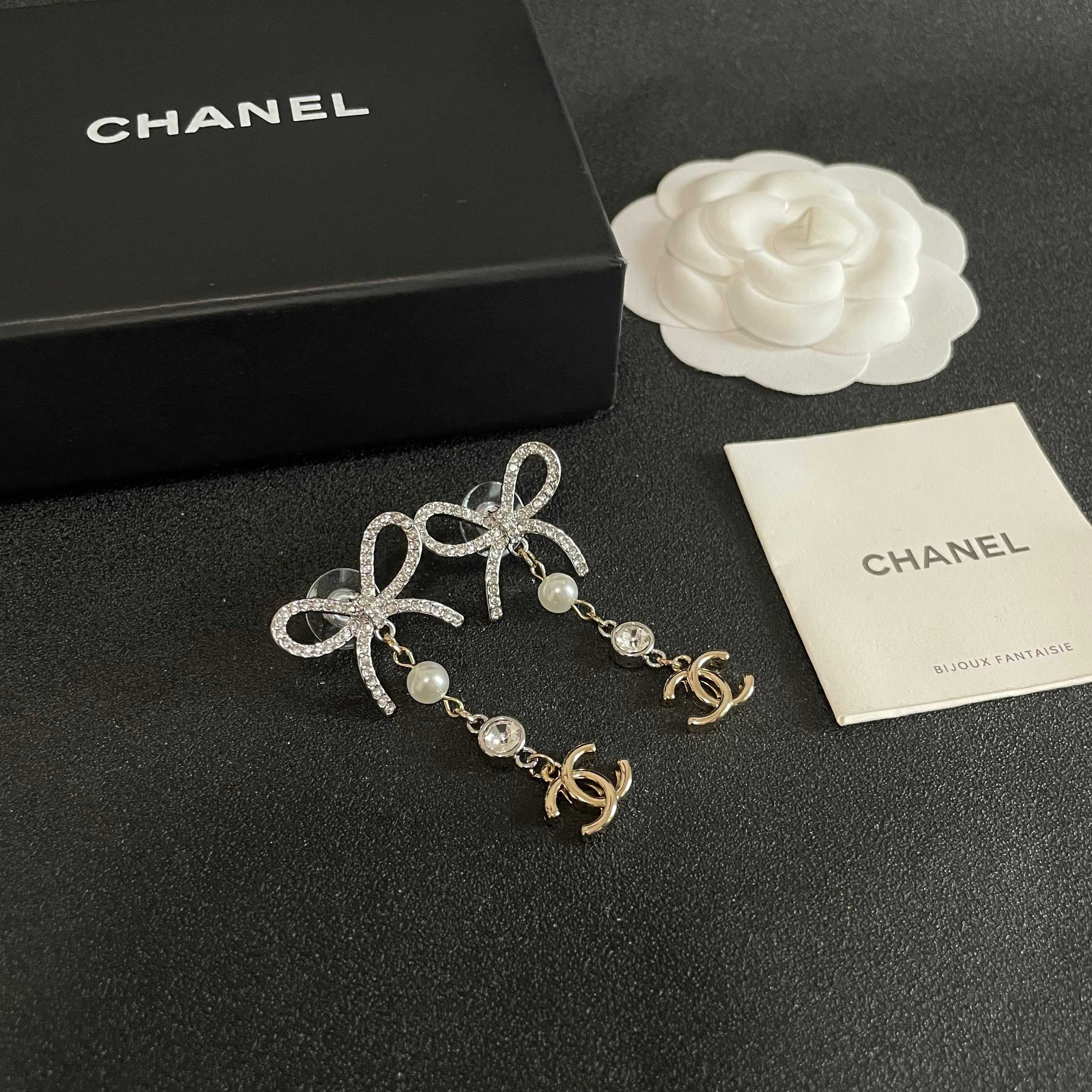 Vintage Authentic Gold-Tone Turn-Lock Earrings