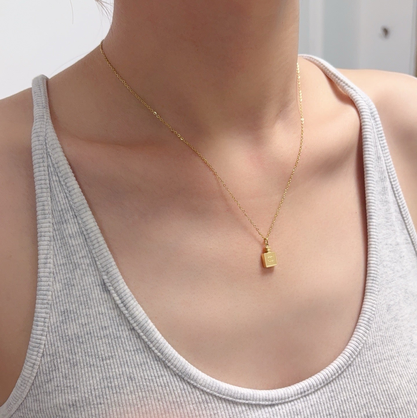 Vintage Authentic Gold-Tone Turn-Lock Necklace