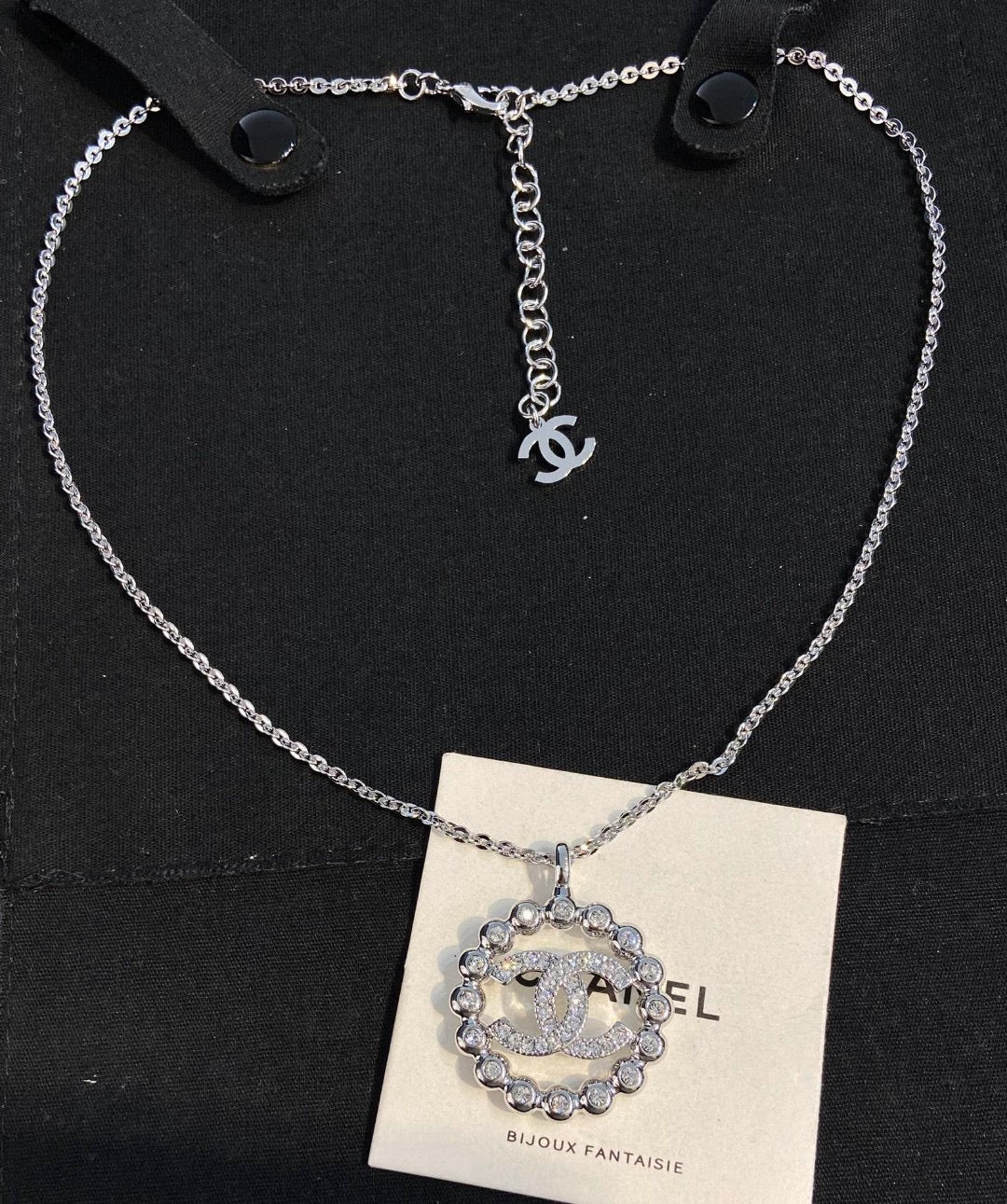 Vintage Authentic Gold-Tone Turn-Lock Necklace