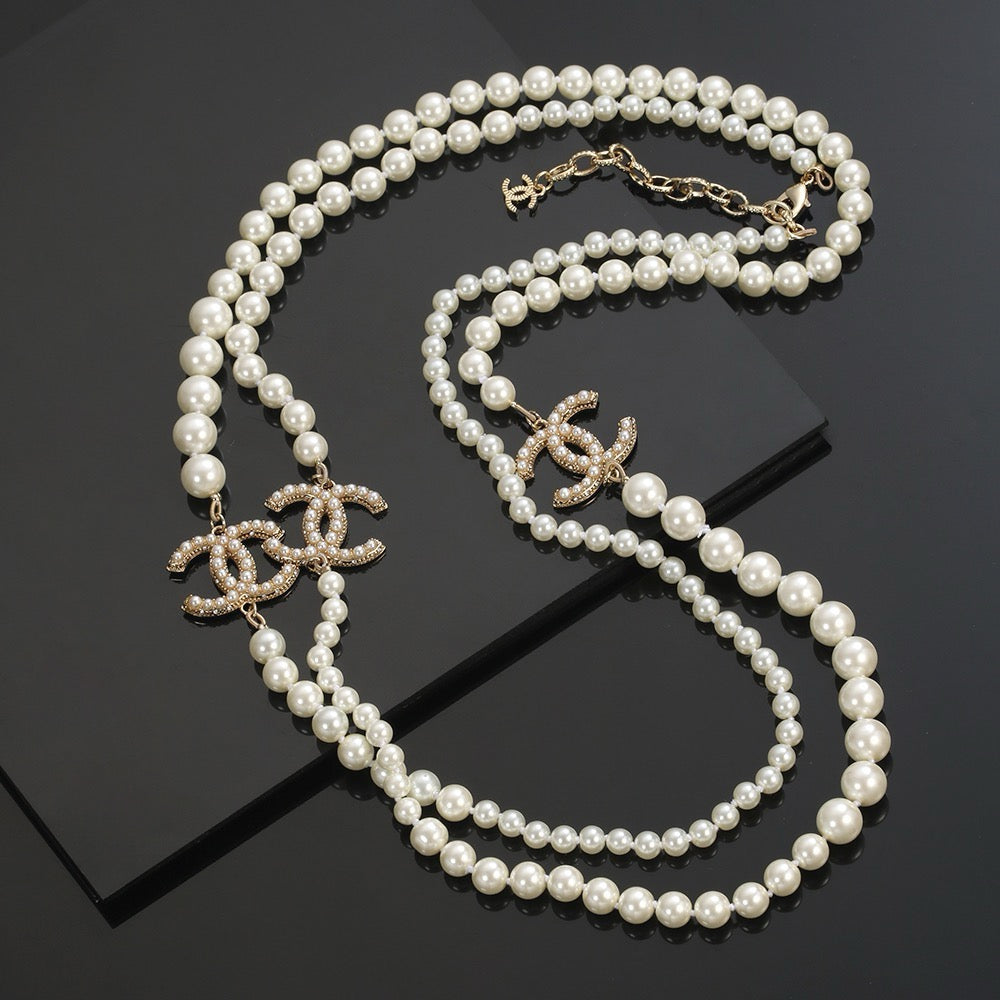 Vintage Authentic Gold-Tone Turn-Lock Necklace