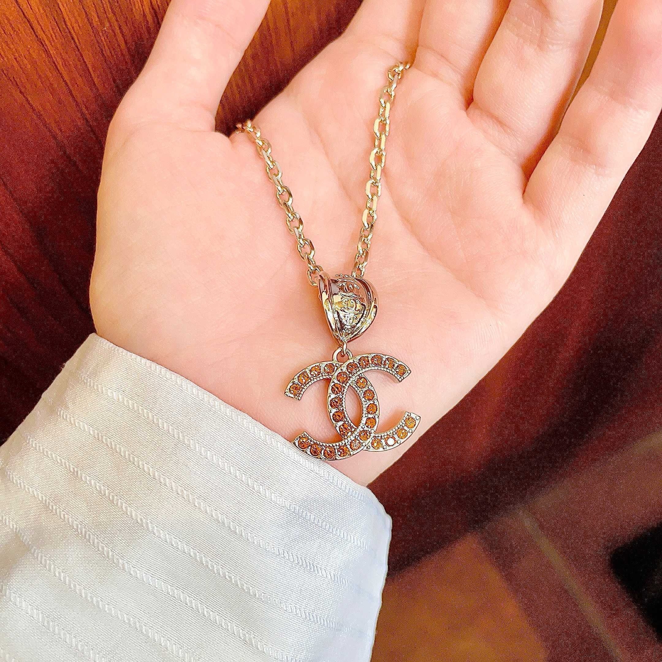 Vintage Authentic Gold-Tone Turn-Lock Necklace