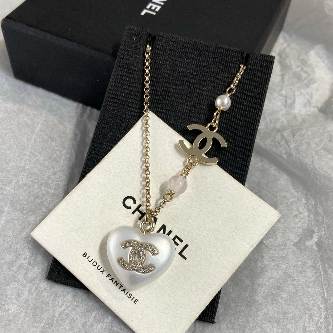 Vintage Authentic Gold-Tone Turn-Lock Necklace
