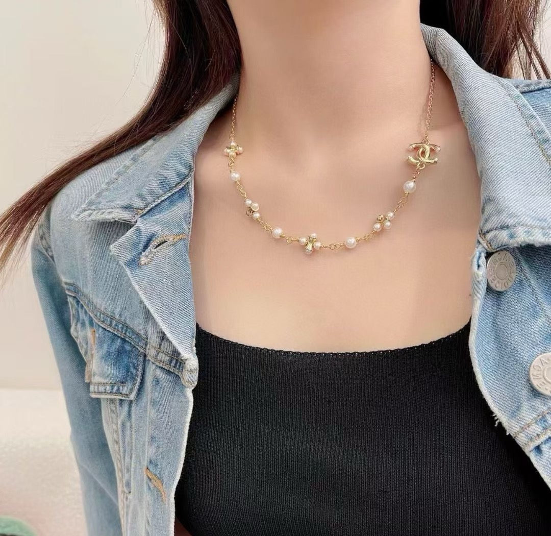 Vintage Authentic Gold-Tone Turn-Lock Necklace