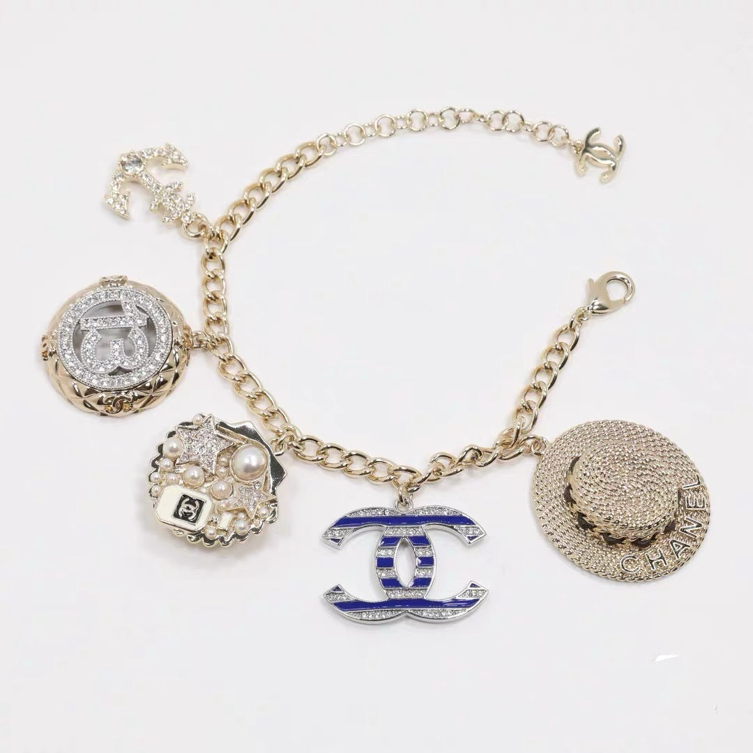 Vintage Authentic Gold-Tone Turn-Lock Bracelet