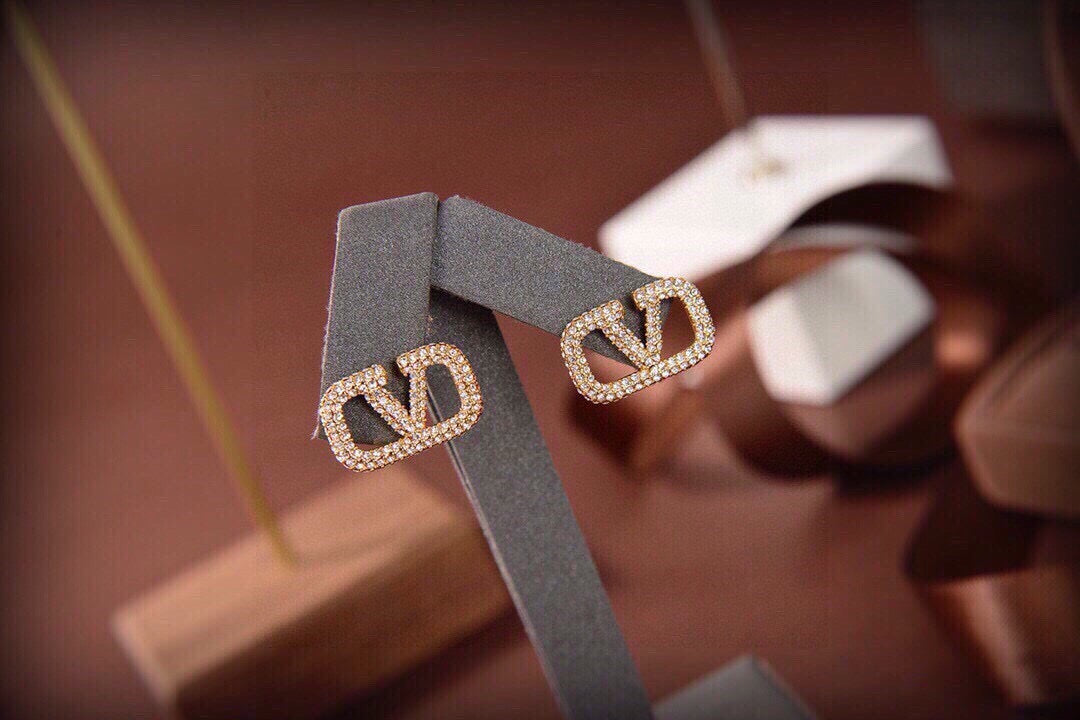 Vintage Authentic Gold-Tone Turn-Lock Earrings