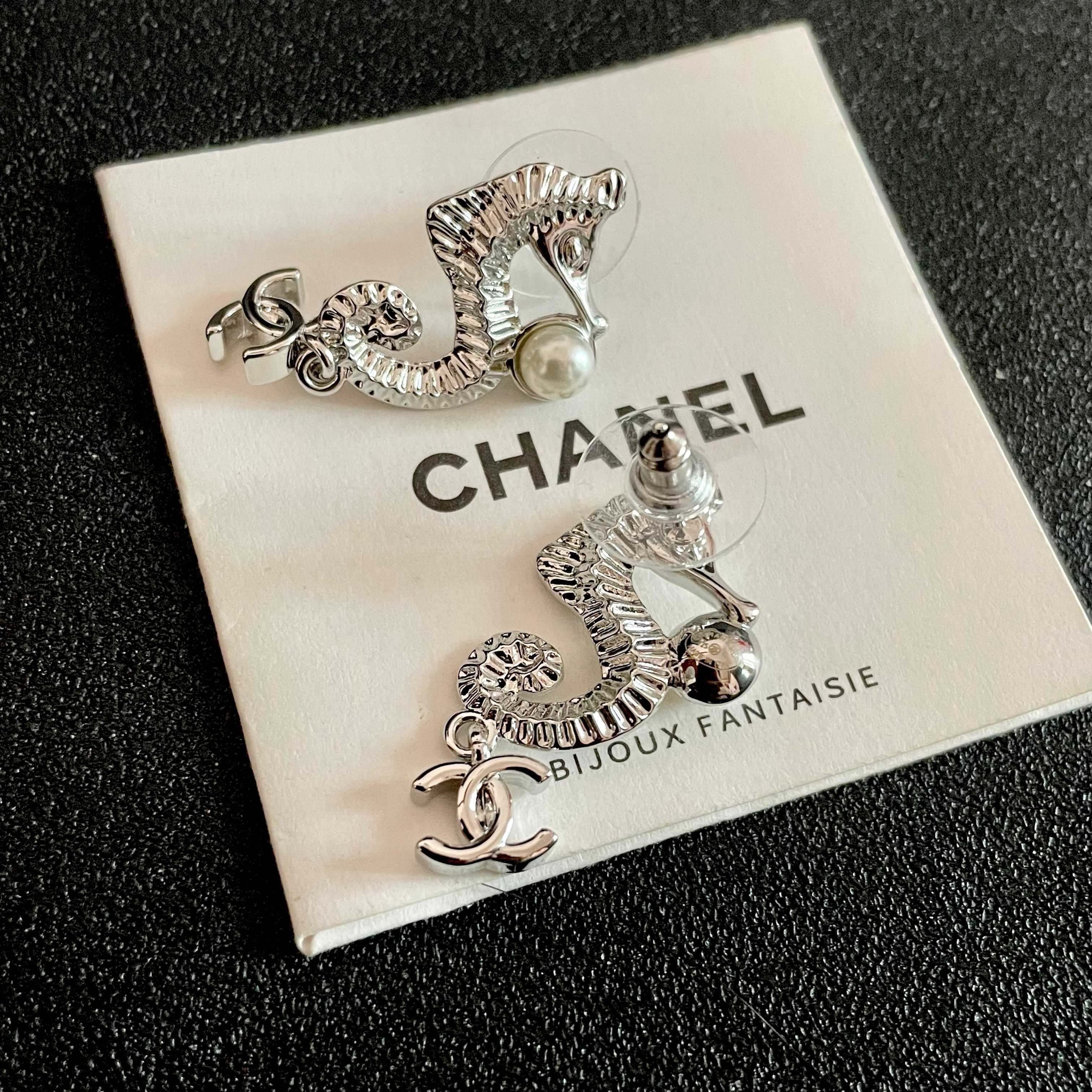 Vintage Authentic Gold-Tone Turn-Lock Earrings