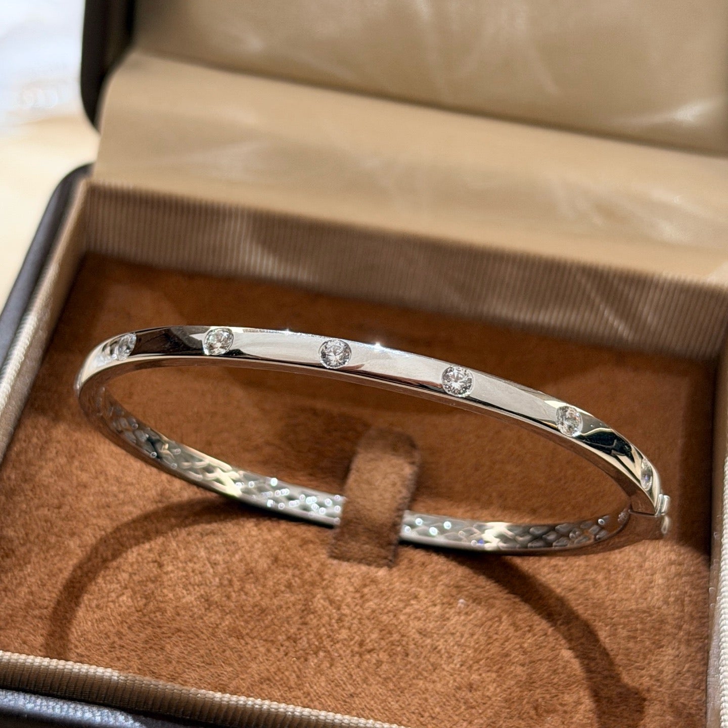 Vintage Authentic Gold-Tone Turn-Lock Bracelet