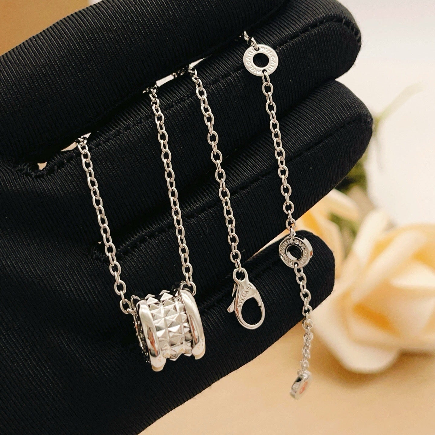 Vintage Authentic Gold-Tone Turn-Lock Necklace