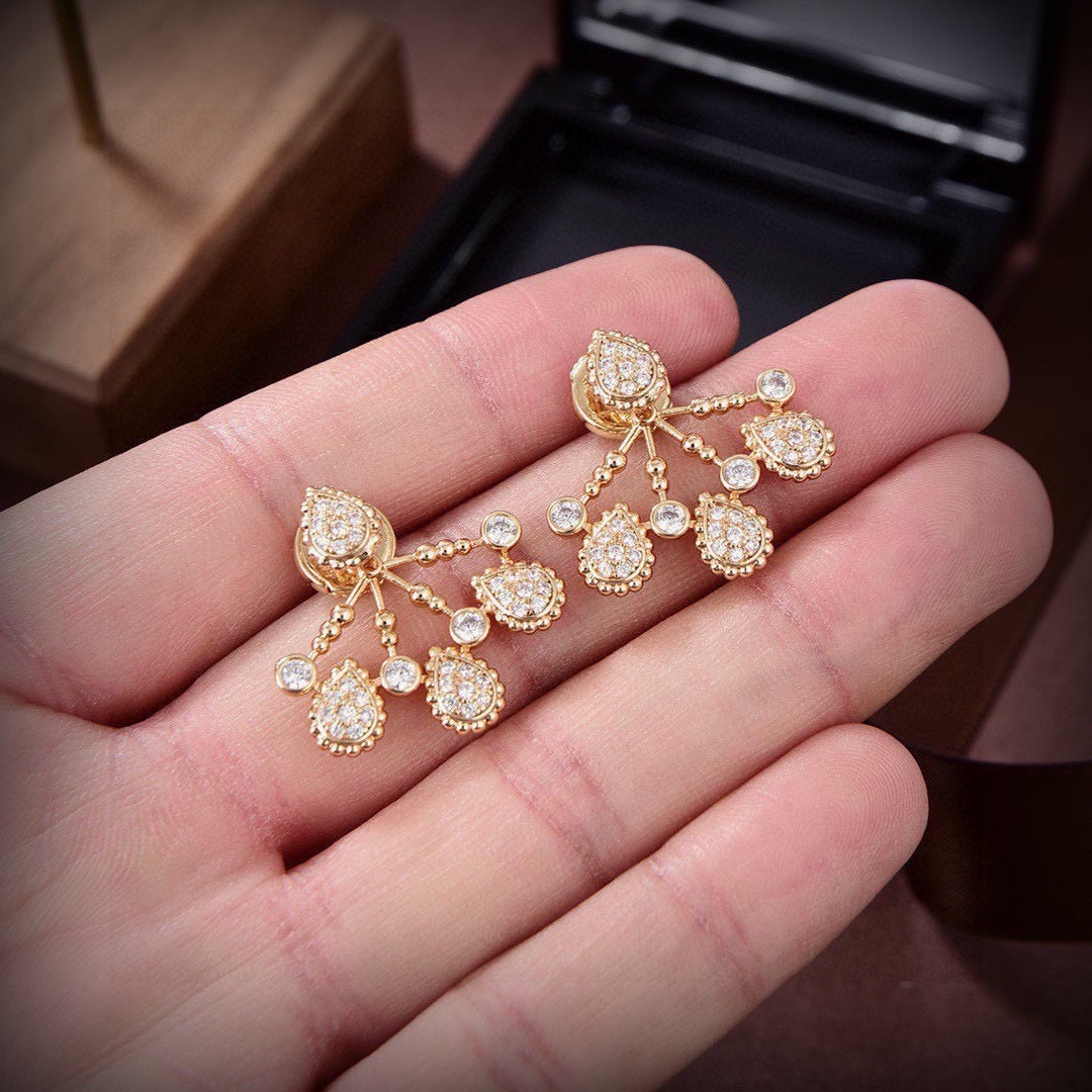 Vintage Authentic Gold-Tone Turn-Lock Earrings