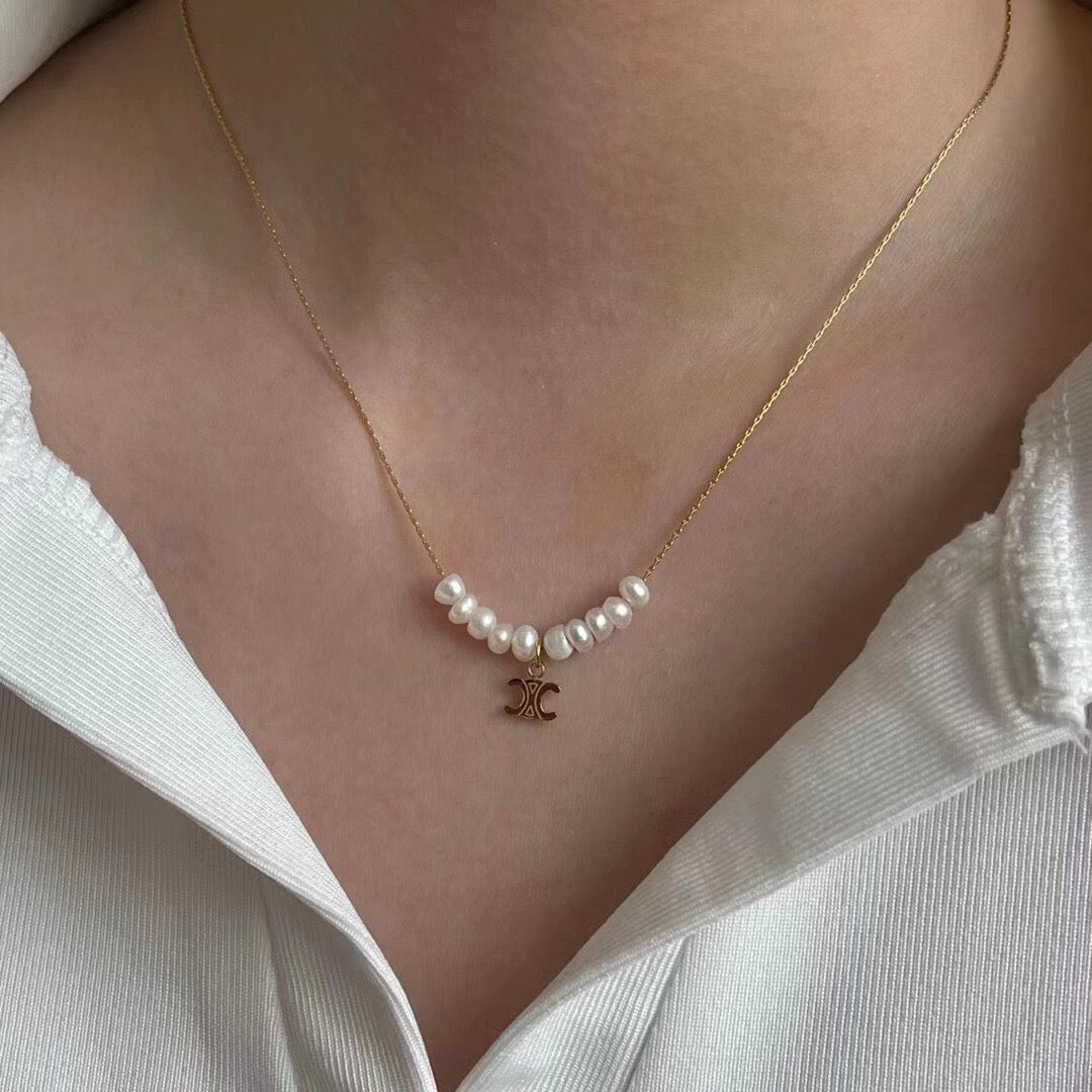 Vintage Authentic Gold-Tone Turn-Lock Necklace