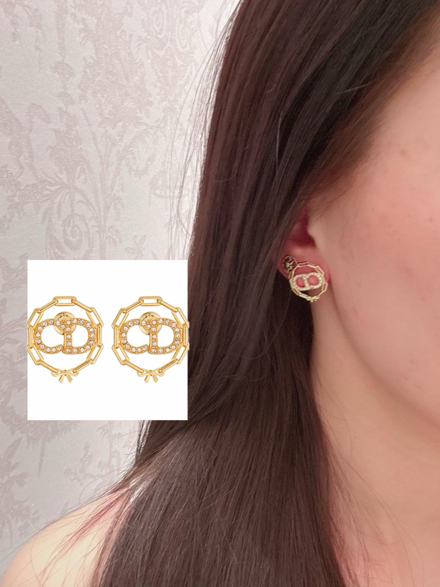 Vintage Authentic Gold-Tone Turn-Lock Earrings
