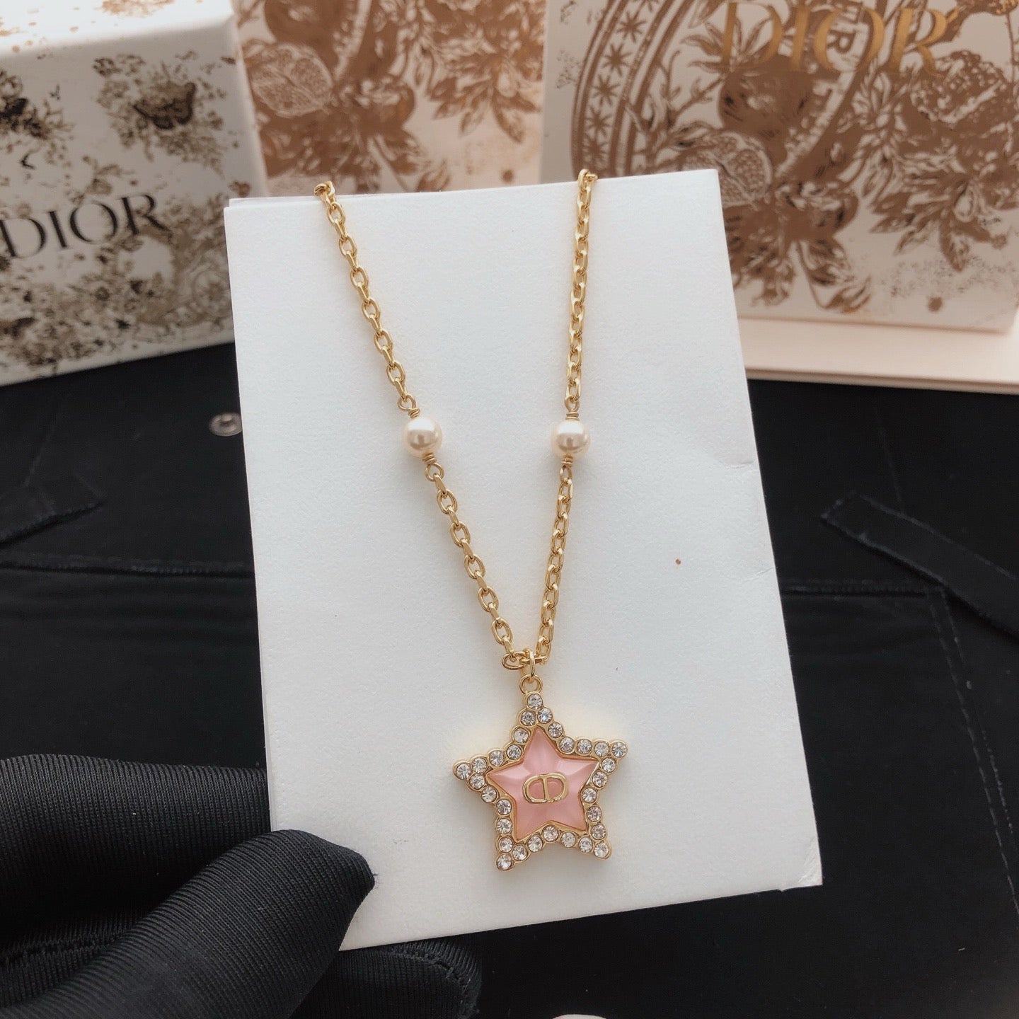 Vintage Authentic Gold-Tone Turn-Lock Necklace