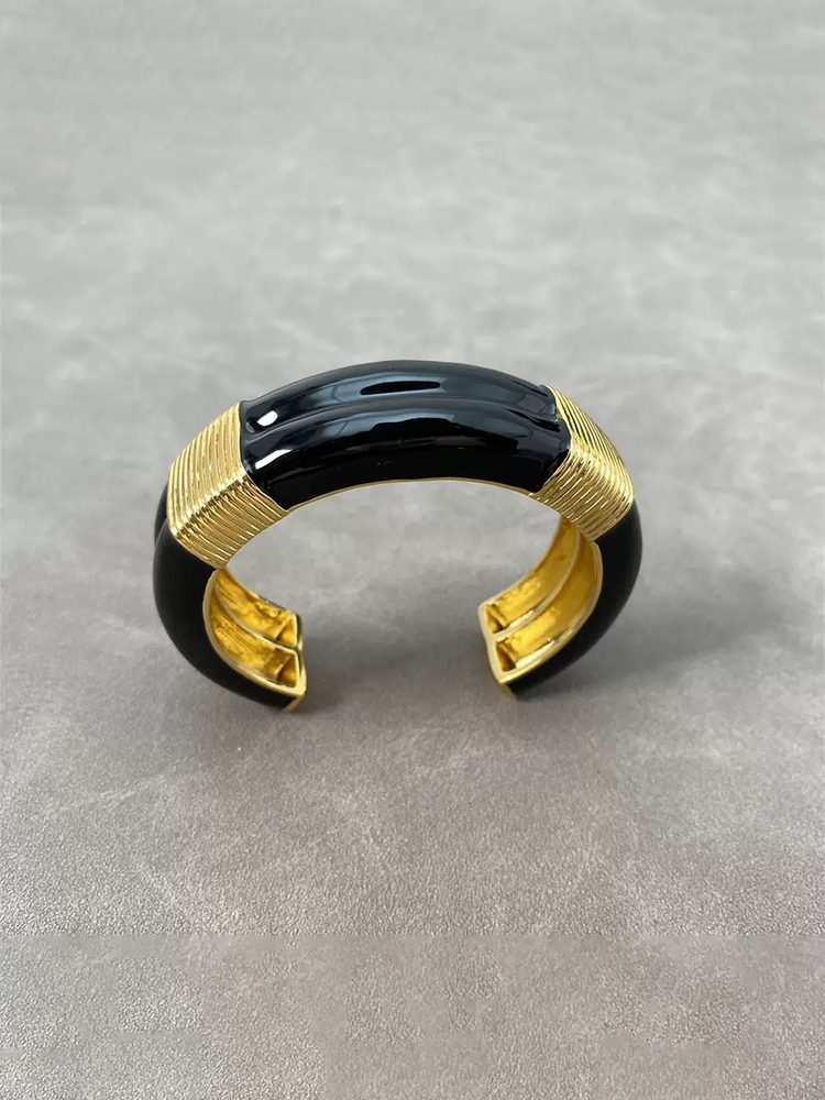Luxury Ancient Style Bracelet Black Gold White Gold Cuff