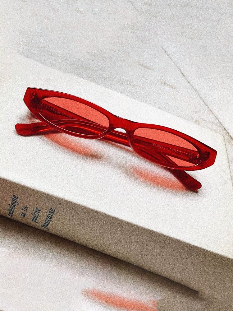 Narrow Cat-Eye UV400 Retro Sunglasses (Unisex)