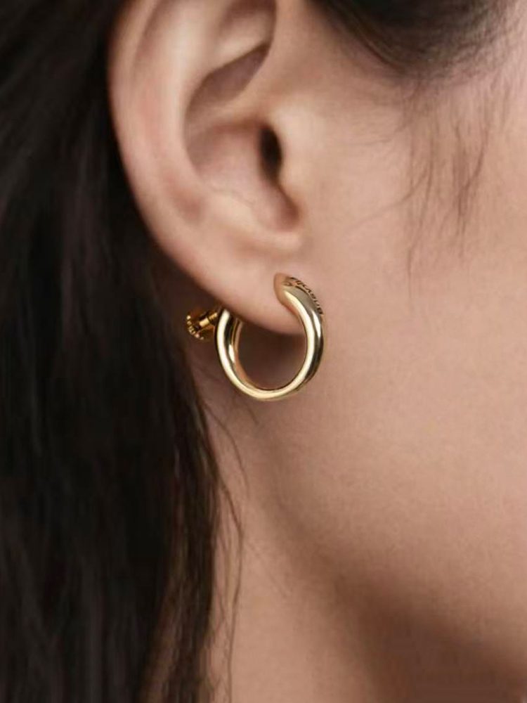 Polished 18K Gold-Plated Small Hoop Earrings for Women – Product Description Comfort Screw Back Clip-On Earrings