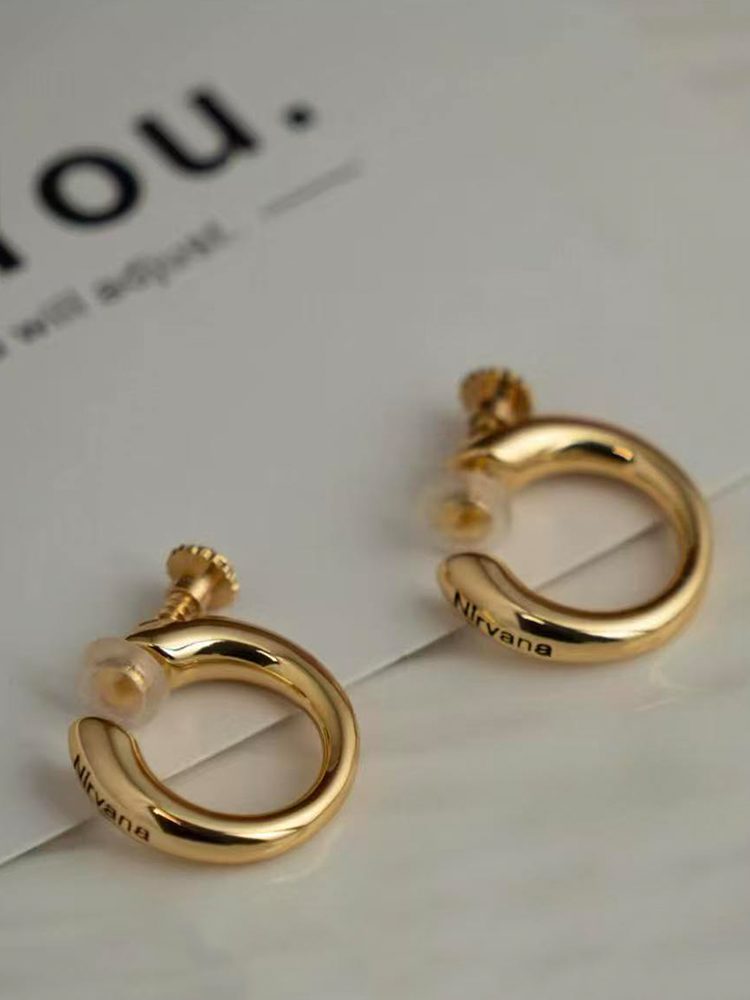 Polished 18K Gold-Plated Small Hoop Earrings for Women – Product Description Comfort Screw Back Clip-On Earrings