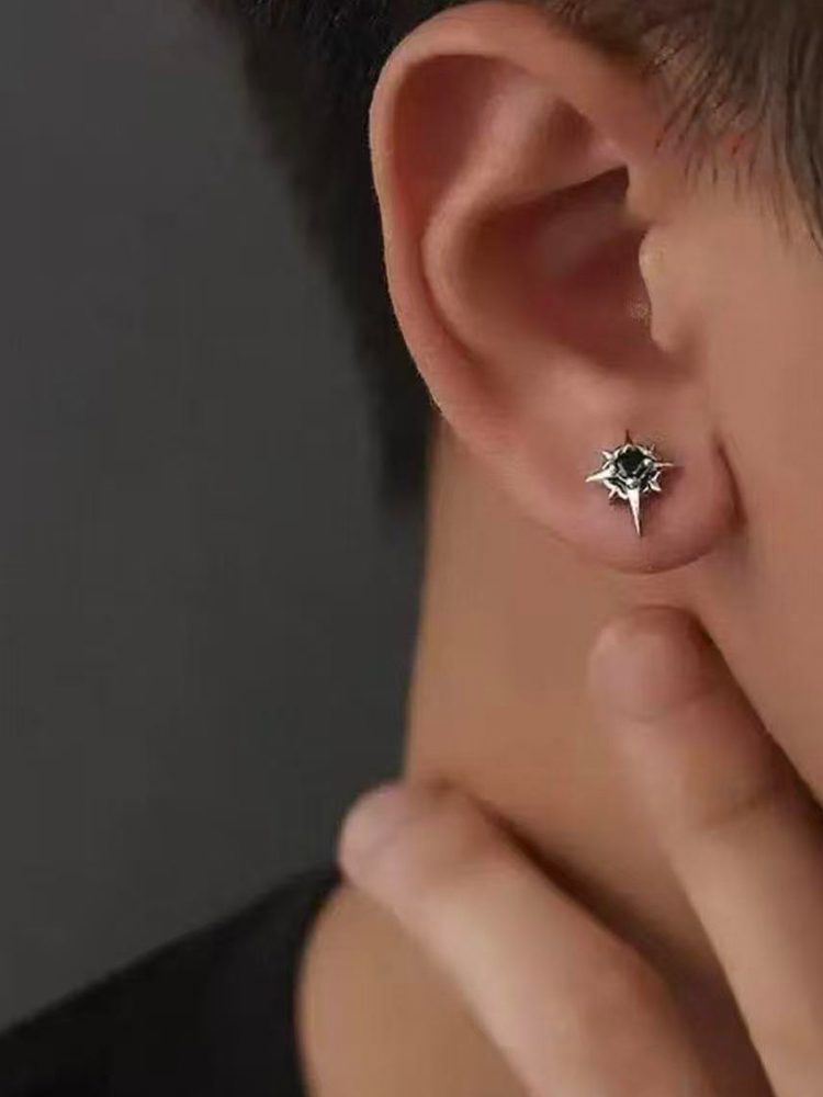 Silver Star Magnetic Earrings with Zircon Cool Unique Fashion Summer