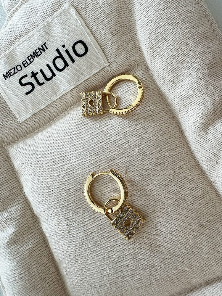 Stainless Steel Gold Heart Lock Hoop Earrings with Zircon Screw Back Clip-On Earrings