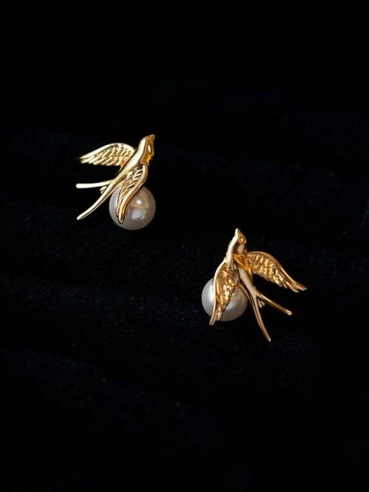 Swallow pearl earrings S926 Studs & Clip-On Earrings (No Pie Detail View — Waterproof & Hypoallergenic