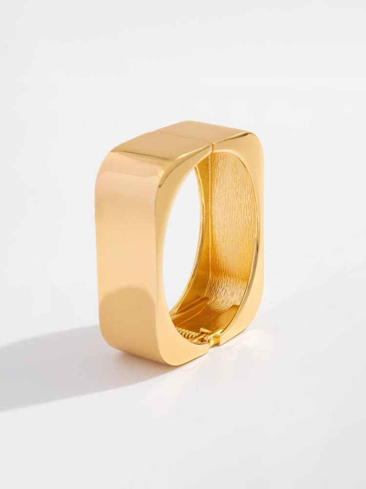 The Bold Square Bangle Women | 18K Gold Plated - view 5