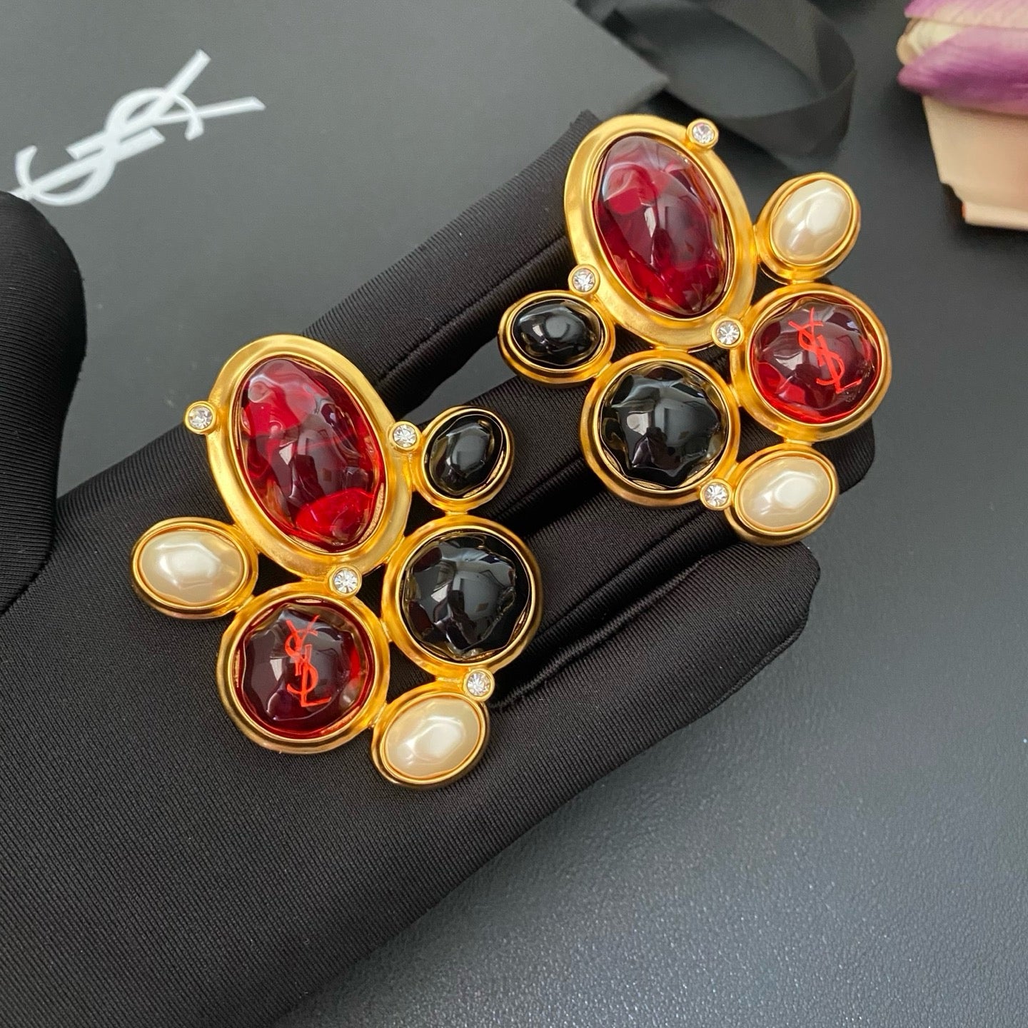Vintage Big Earrings Gold Color Red Black Clip on