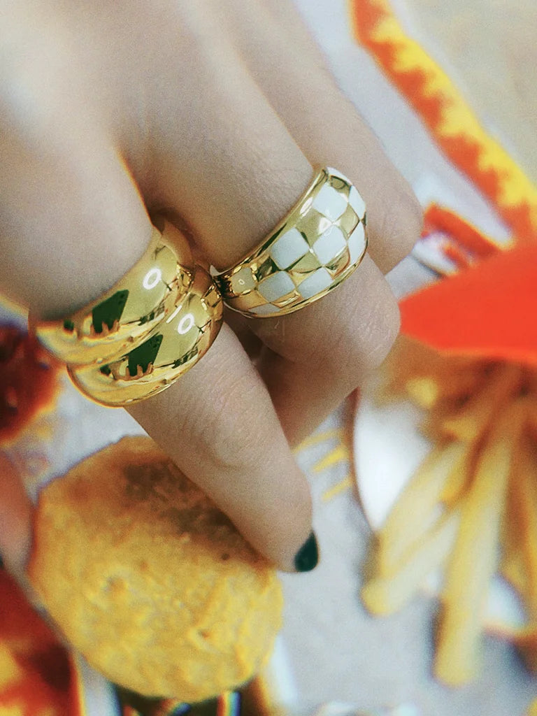 Shakespeare White Checkered Pattern Ring Enamel Geometric Adjustable Opening